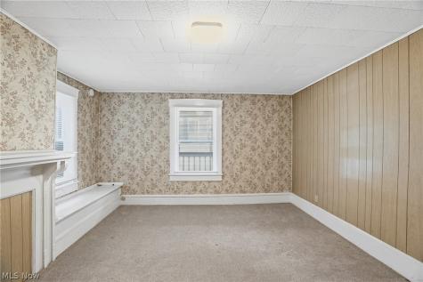 638 6th Street Marietta OH 45750