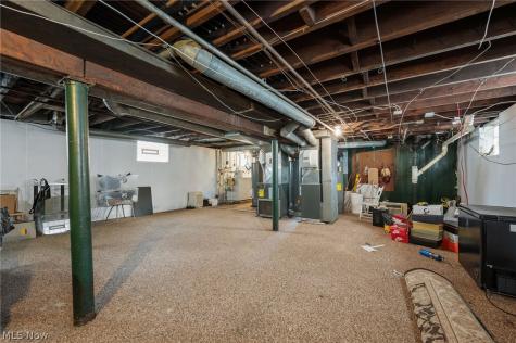 1703-1705 Glenmont Road Cleveland Heights OH 44118