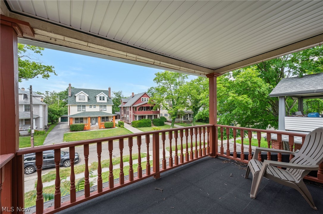 1703-1705 Glenmont Road Cleveland Heights OH 44118