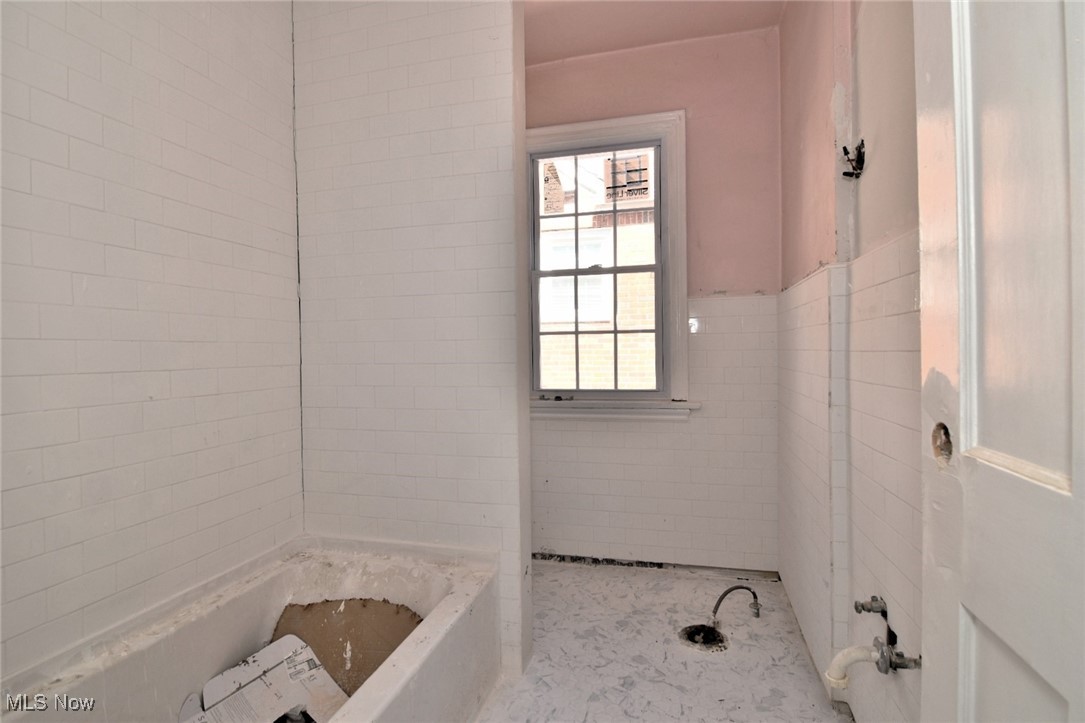 3575 Gridley Road Shaker Heights OH 44122