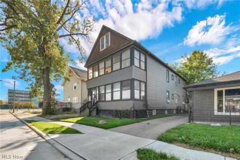 4024 E 26th Street Newburgh Heights OH 44105