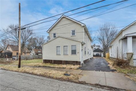 3667 E 61st Street Cleveland OH 44105