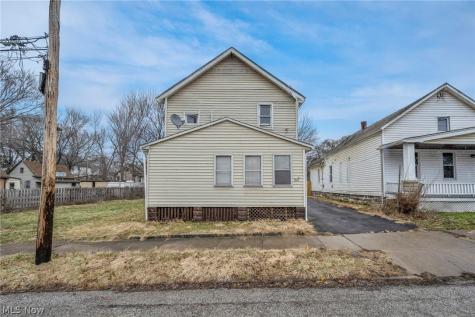 3667 E 61st Street Cleveland OH 44105