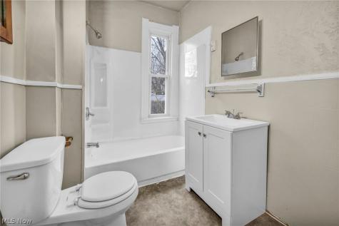 3667 E 61st Street Cleveland OH 44105