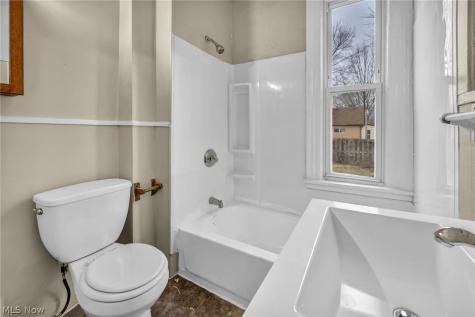 3667 E 61st Street Cleveland OH 44105