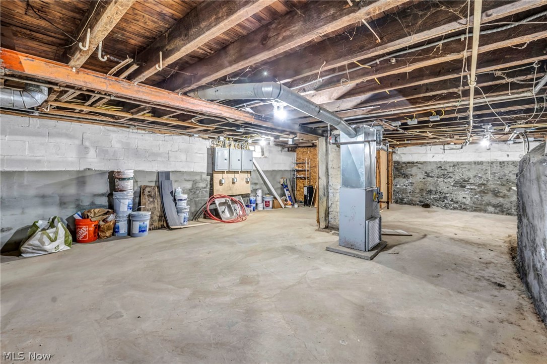 3667 E 61st Street Cleveland OH 44105