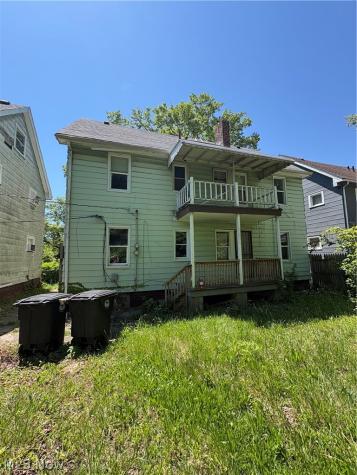 13821 Deise Avenue Cleveland OH 44110