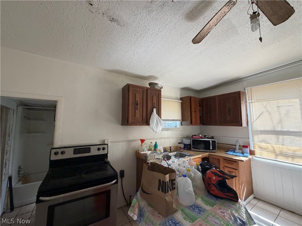 1369 E 41st Street Cleveland OH 44103