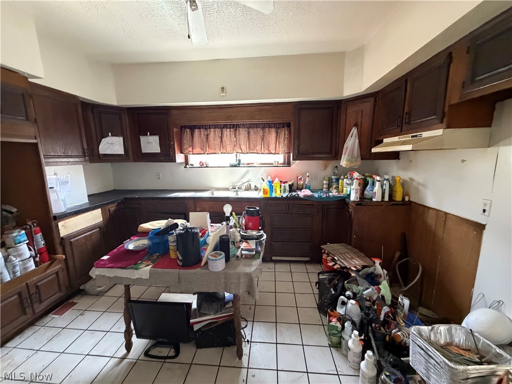 1369 E 41st Street Cleveland OH 44103