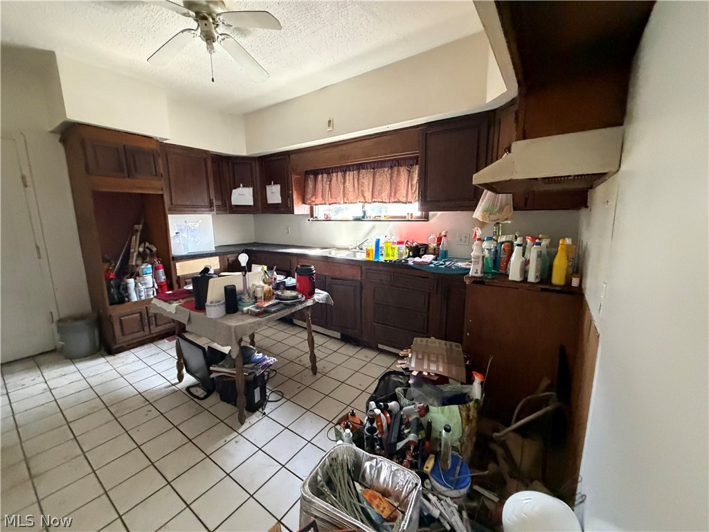 1369 E 41st Street Cleveland OH 44103