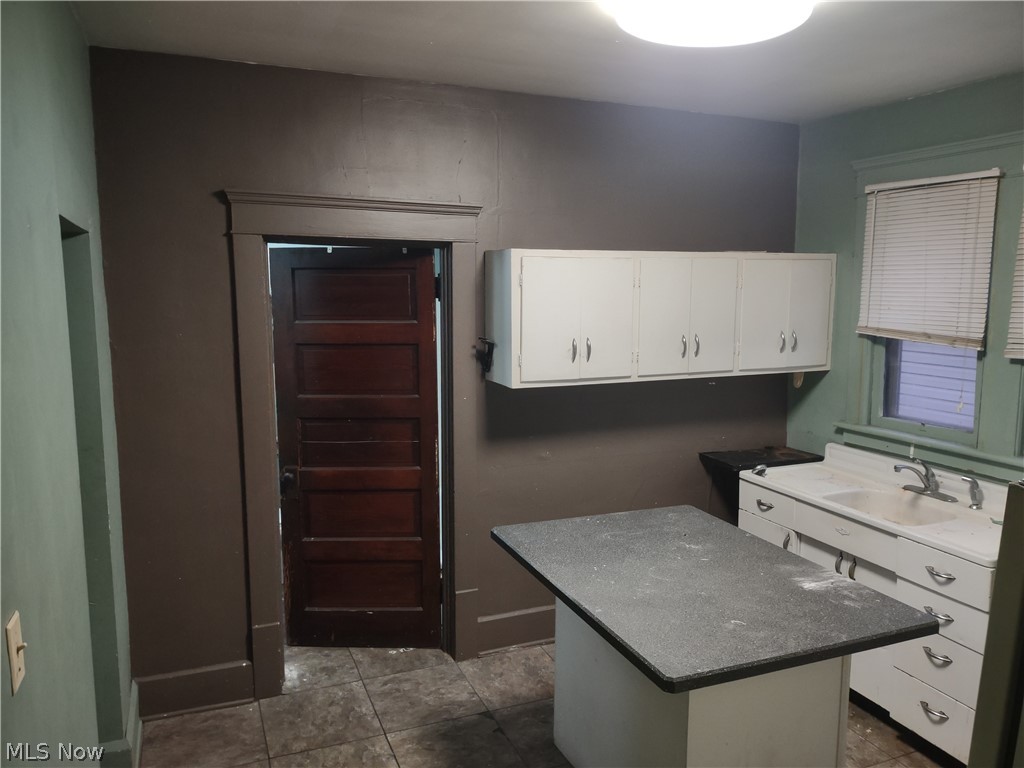 531-533-535-539 Allyn Street Akron OH 44311