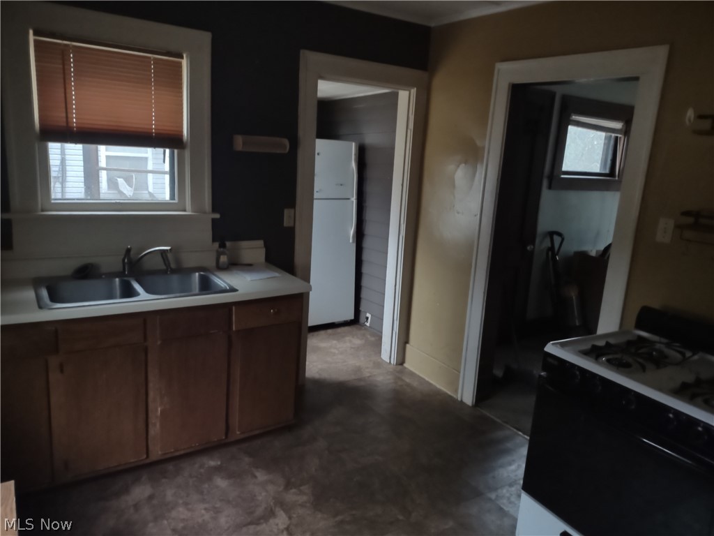 531-533-535-539 Allyn Street Akron OH 44311