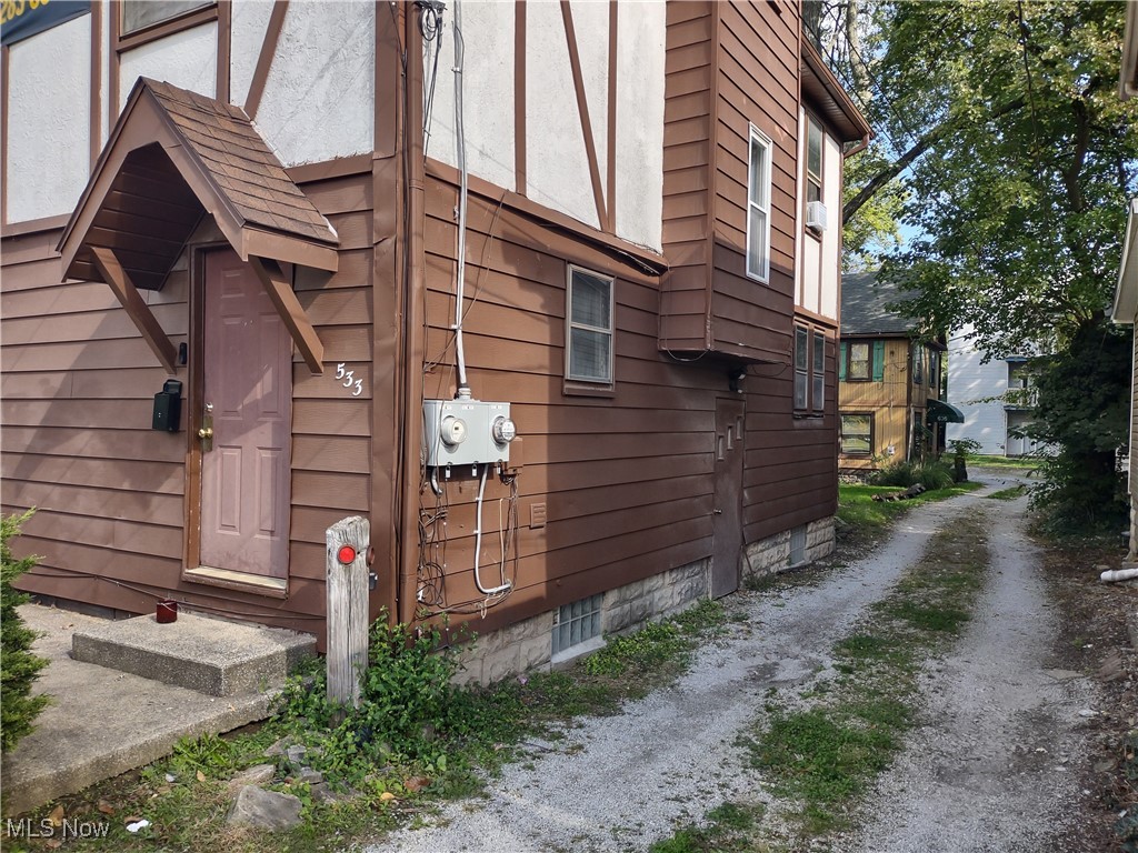 531-533-535-539 Allyn Street Akron OH 44311
