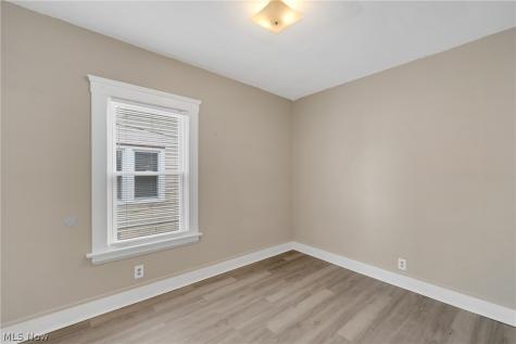 3011 Bradwell Avenue Cleveland OH 44109