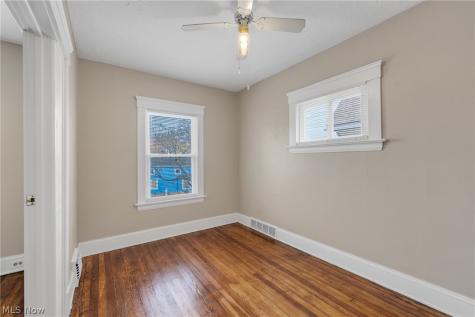 3011 Bradwell Avenue Cleveland OH 44109