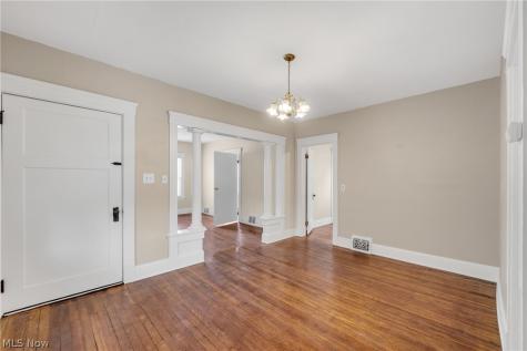 3011 Bradwell Avenue Cleveland OH 44109