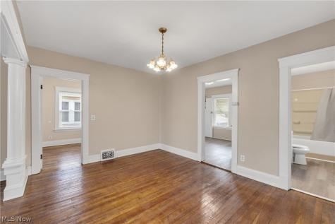 3011 Bradwell Avenue Cleveland OH 44109