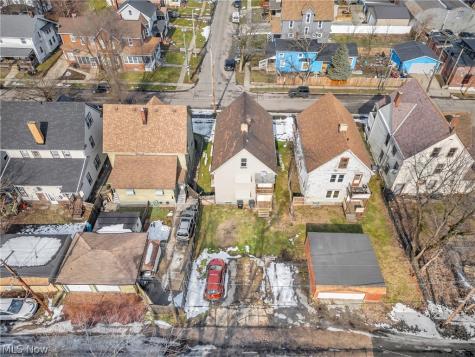 3011 Bradwell Avenue Cleveland OH 44109