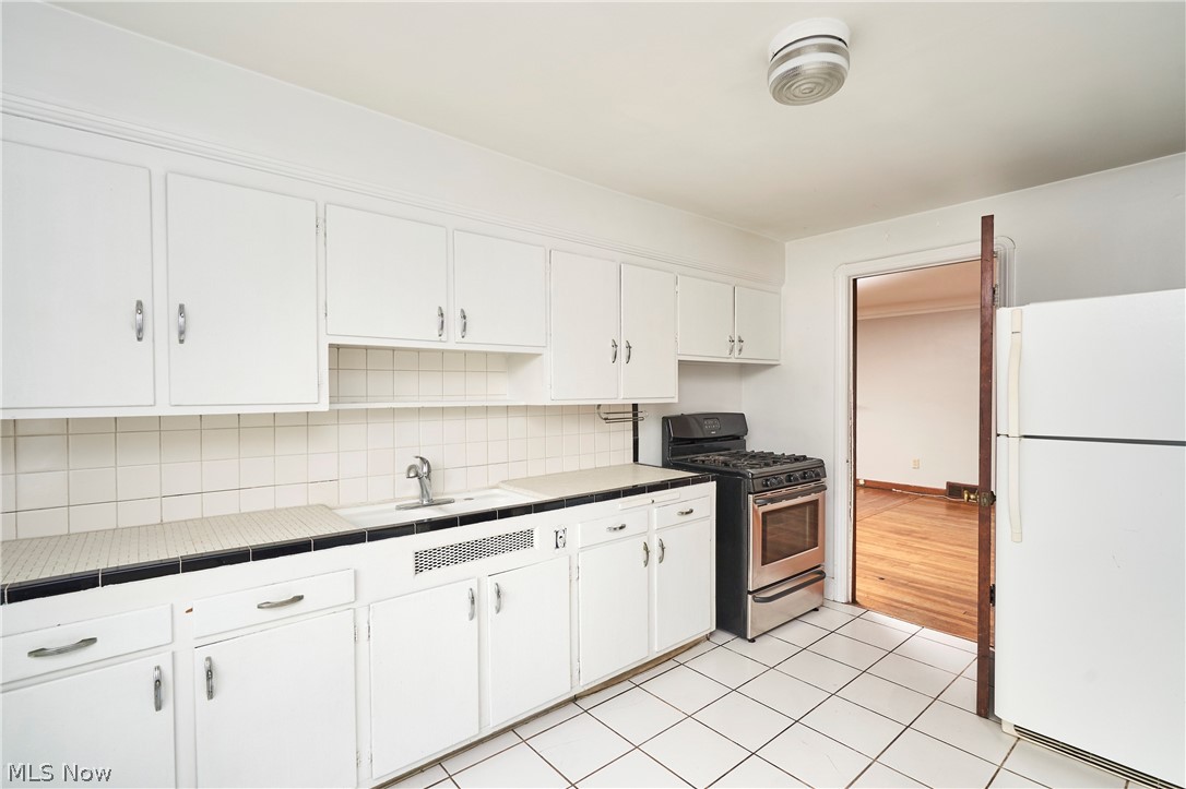 14330 Lakewood Heights Boulevard Lakewood OH 44107