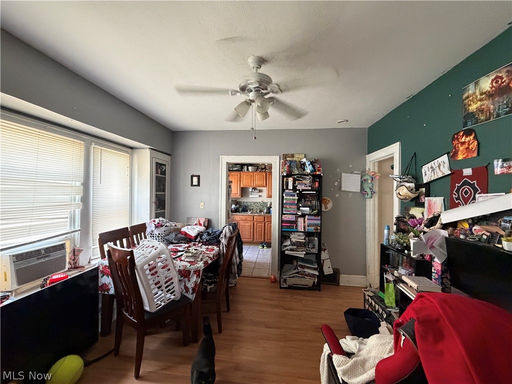 2219 Chesterland Avenue Lakewood OH 44107