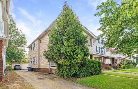 2219 Chesterland Avenue Lakewood OH 44107