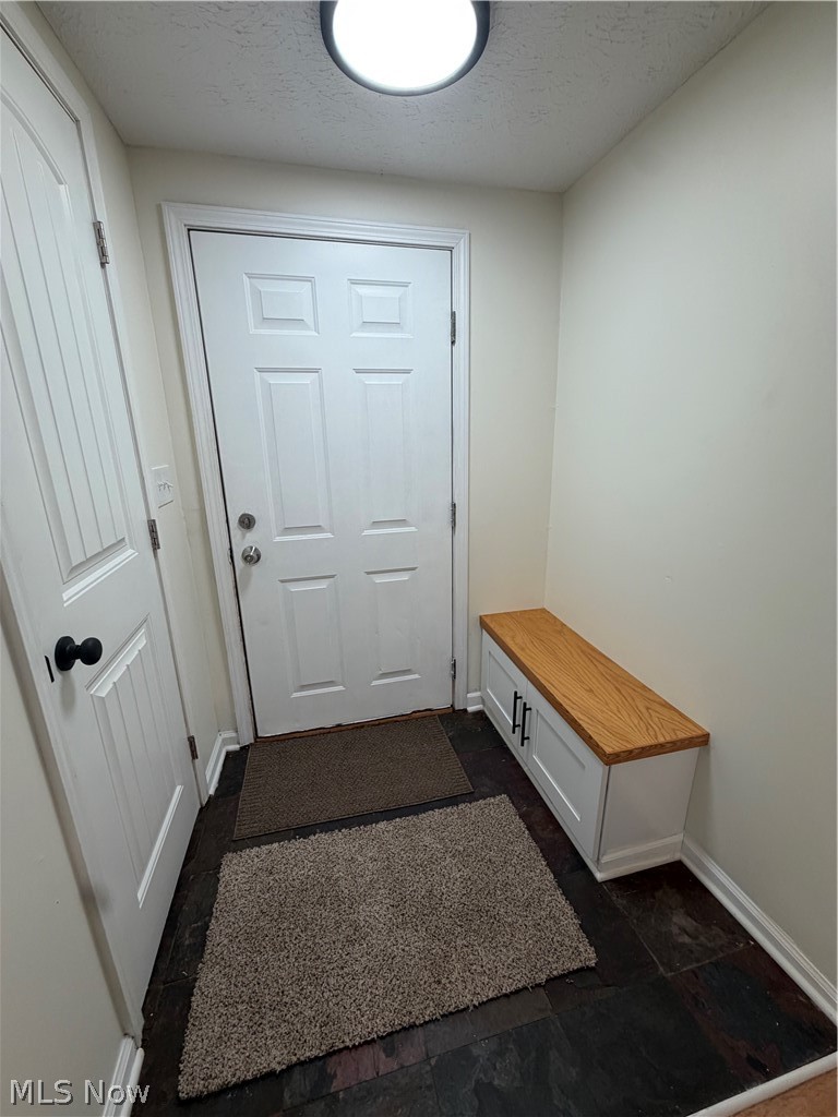 550-554 Magnolia Avenue Cuyahoga Falls OH 44221