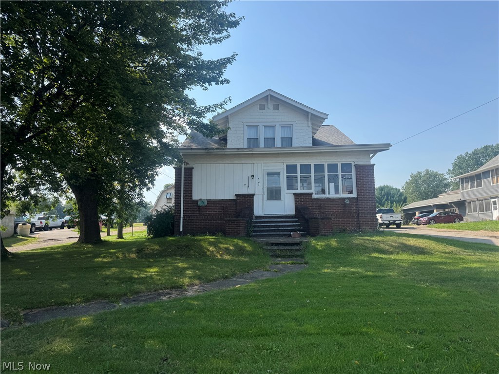 521 S Prospect Avenue S Hartville OH 44632