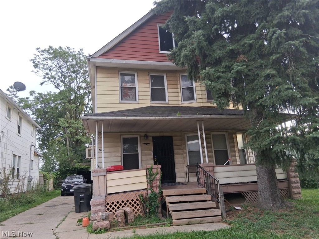 7016 Ivy Avenue Cleveland OH 44127