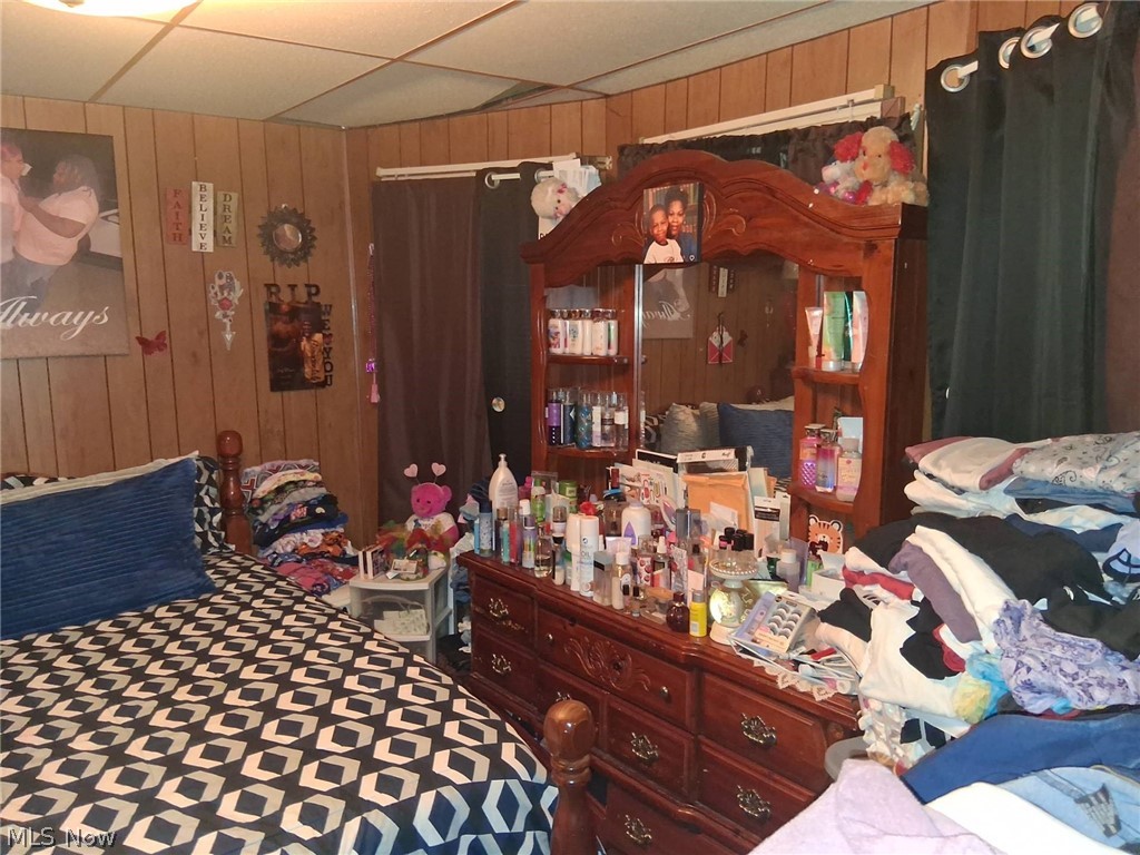 7016 Ivy Avenue Cleveland OH 44127