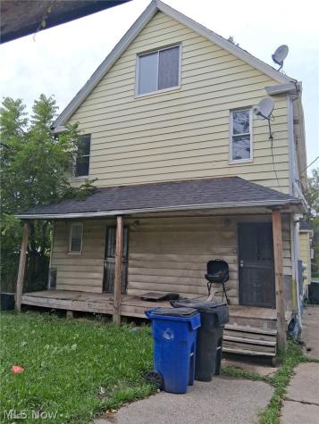 7016 Ivy Avenue Cleveland OH 44127