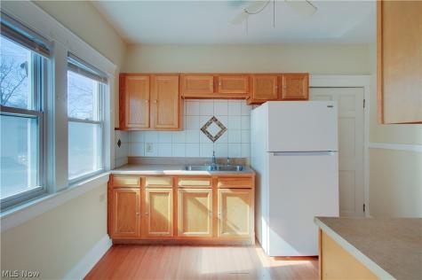 3316 W 97th Street Cleveland OH 44102