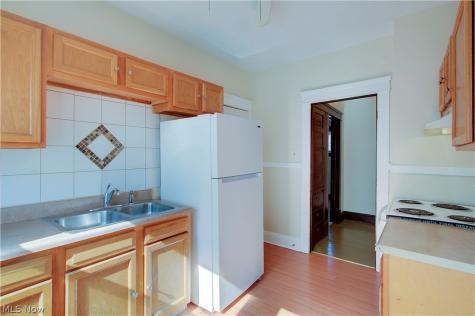 3316 W 97th Street Cleveland OH 44102