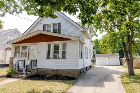 18606 Cherokee Avenue Cleveland OH 44119