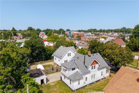 18606 Cherokee Avenue Cleveland OH 44119