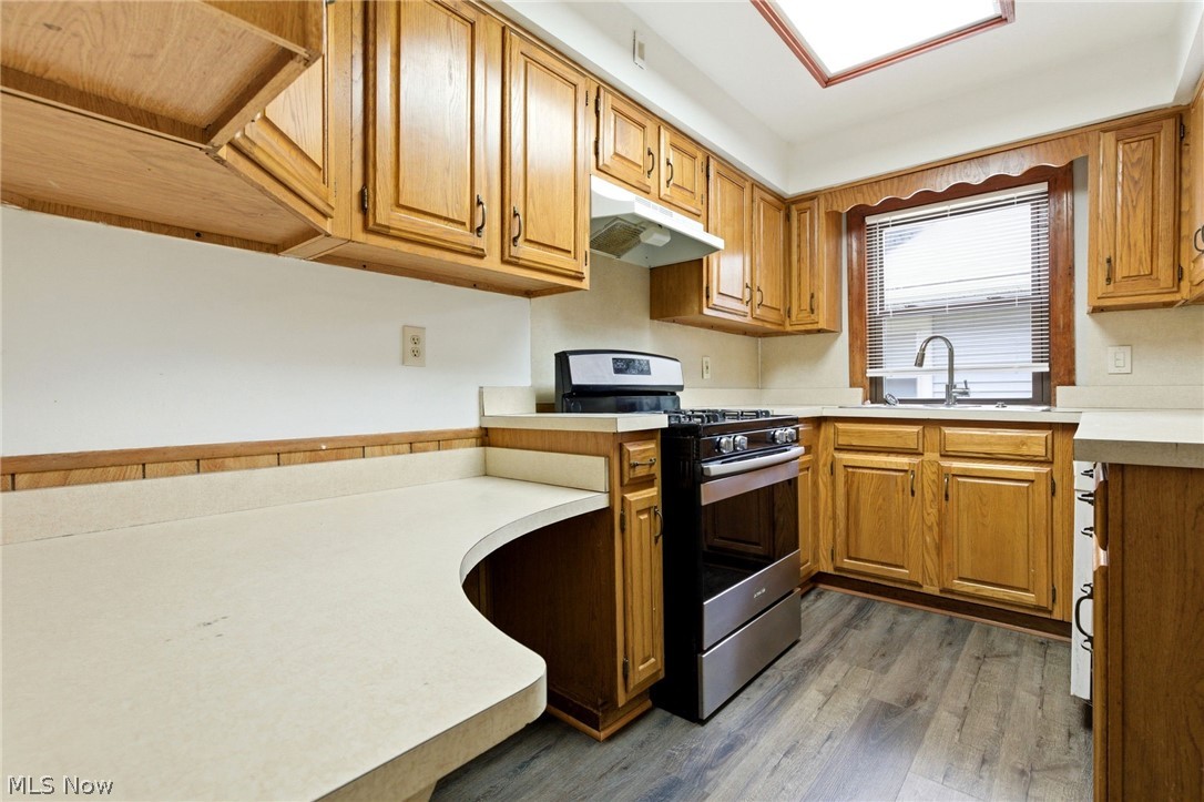 2261 Warren Road Lakewood OH 44107