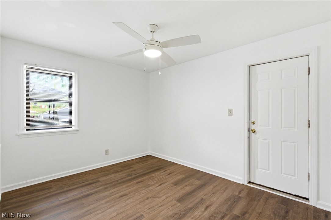 2261 Warren Road Lakewood OH 44107