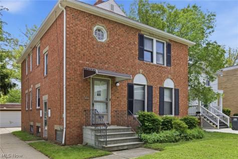2261 Warren Road Lakewood OH 44107