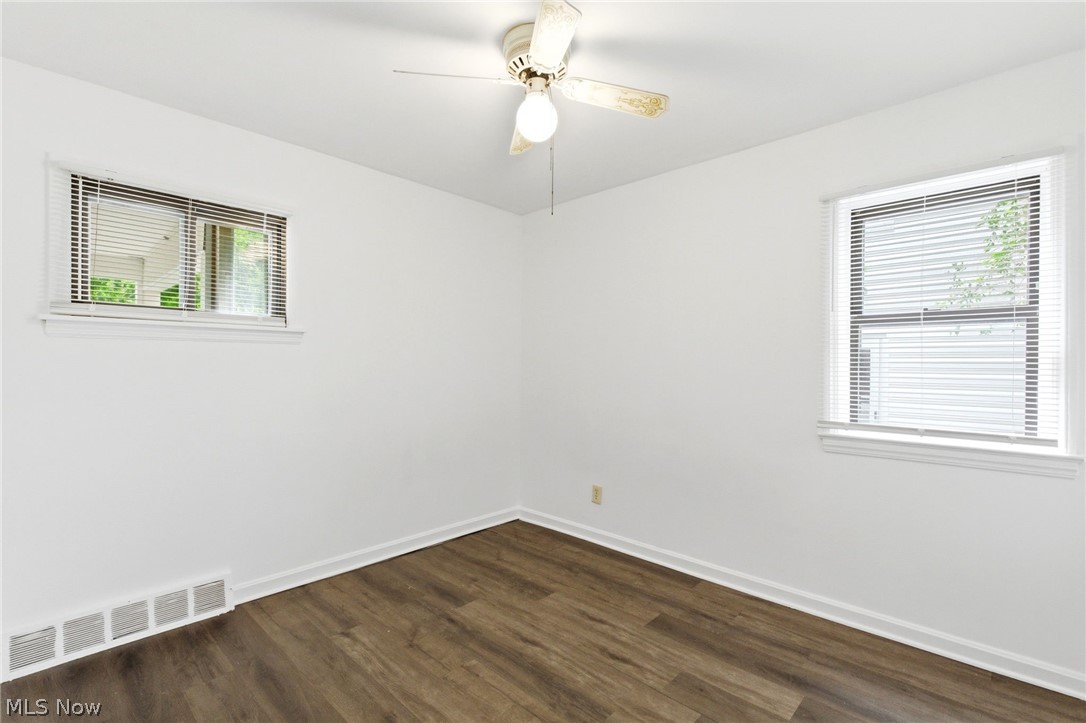 2261 Warren Road Lakewood OH 44107