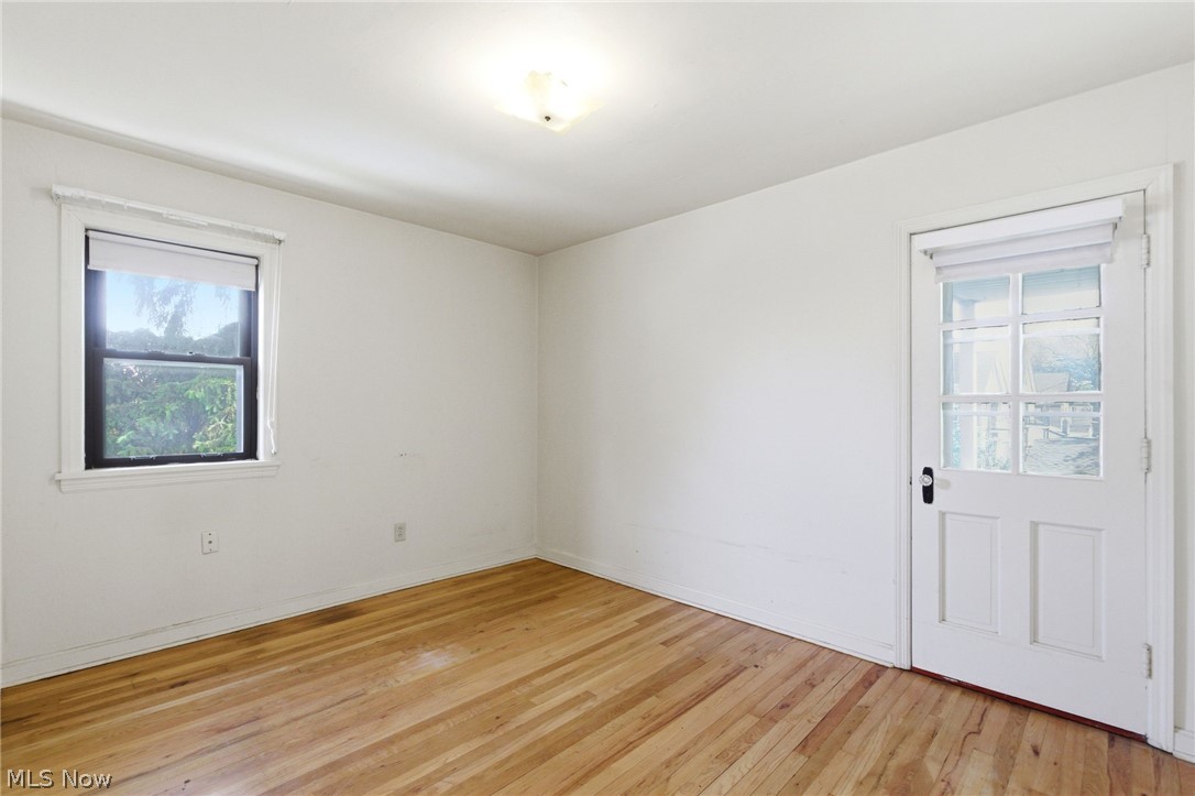 2261 Warren Road Lakewood OH 44107