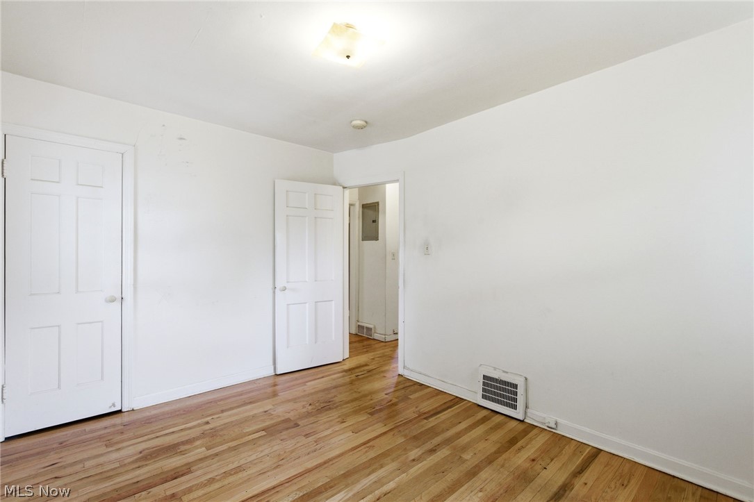 2261 Warren Road Lakewood OH 44107
