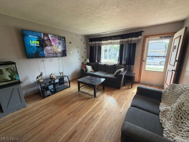 3330-3332 Elmwood Street Cuyahoga Falls OH 44221
