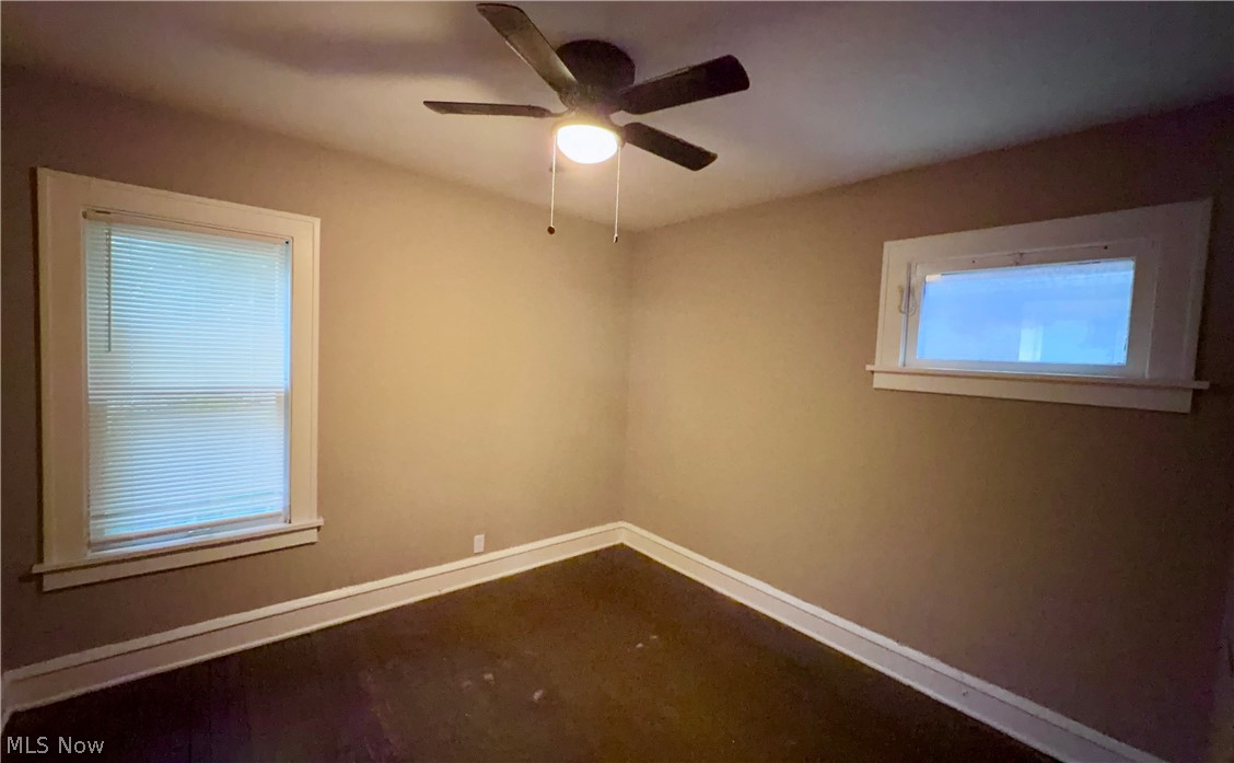 949 Helmsdale Road Cleveland Heights OH 44112