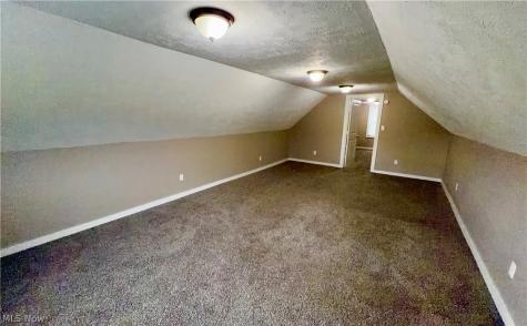 949 Helmsdale Road Cleveland Heights OH 44112