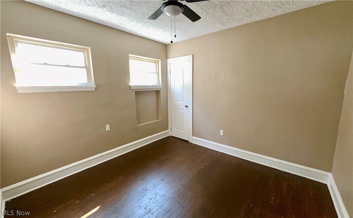 949 Helmsdale Road Cleveland Heights OH 44112