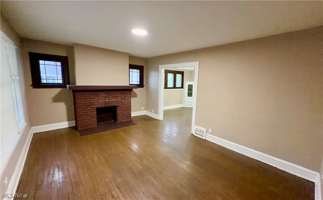 949 Helmsdale Road Cleveland Heights OH 44112