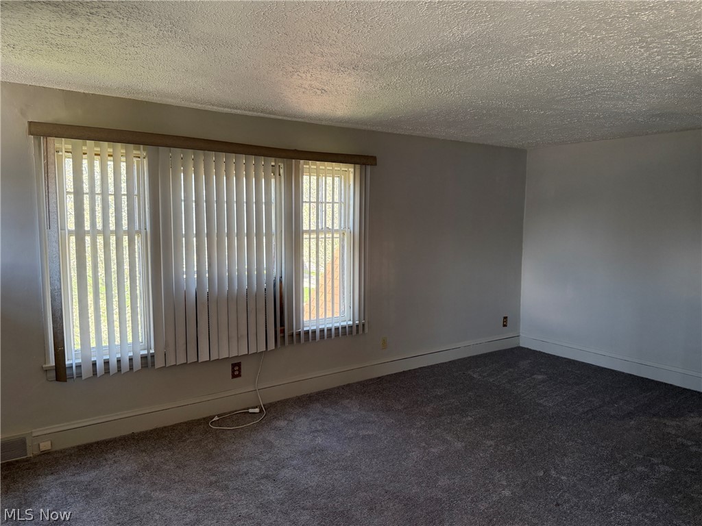 4515 E 126th Street Garfield Heights OH 44105