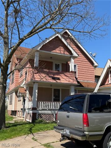 4515 E 126th Street Garfield Heights OH 44105