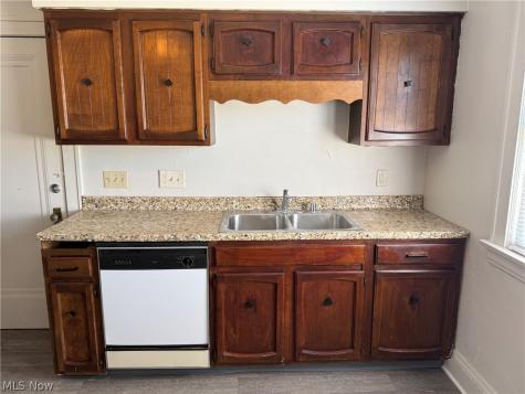 4515 E 126th Street Garfield Heights OH 44105