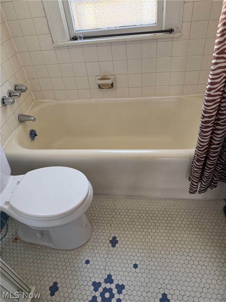 4515 E 126th Street Garfield Heights OH 44105