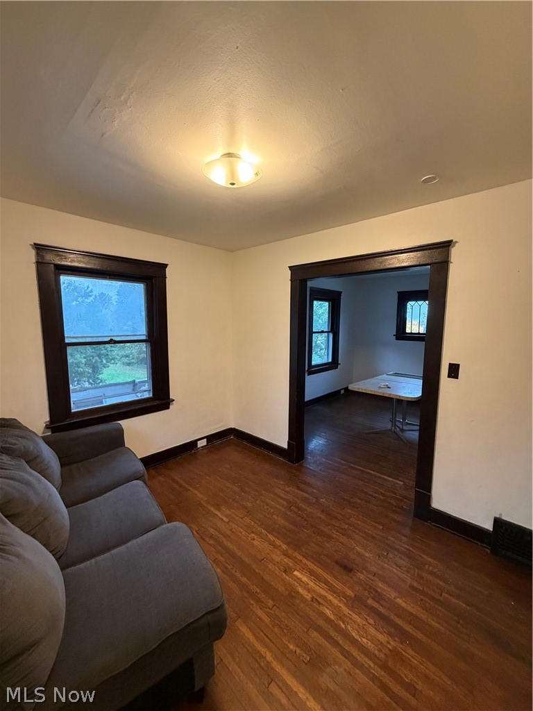 10609 Lamontier Avenue Cleveland OH 44104